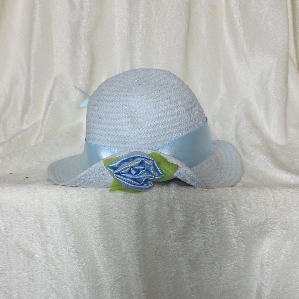 Source Unknown Light Blue Kids Hat with Floral Detail
